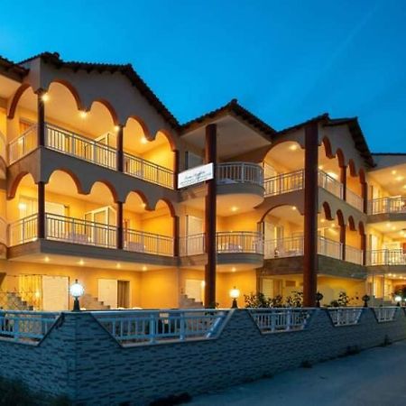 House Aggeliki Hotel คาลามิตซี ภายนอก รูปภาพ