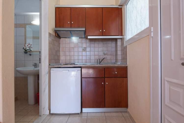 House Aggeliki Hotel คาลามิตซี ภายนอก รูปภาพ
